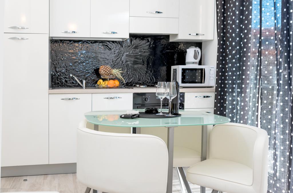 Apartment Antonio Baska Voda Bagian luar foto