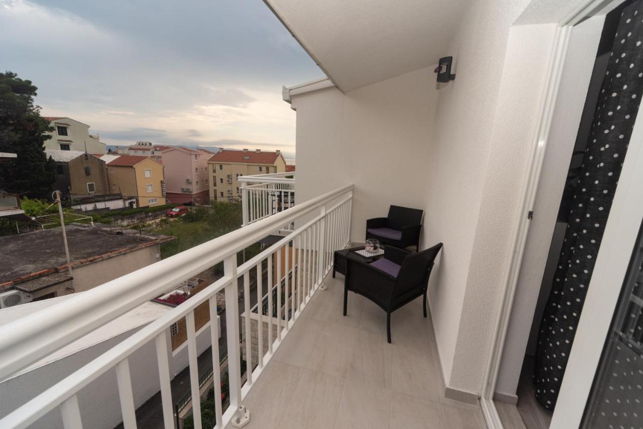Apartment Antonio Baska Voda Bagian luar foto